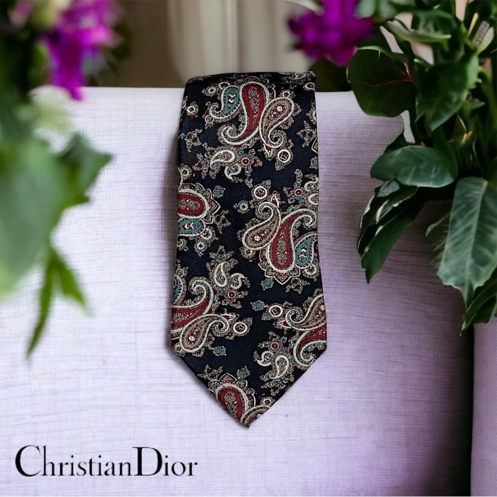 Christian Dior NAVY BLUE Paisley Silk Tie